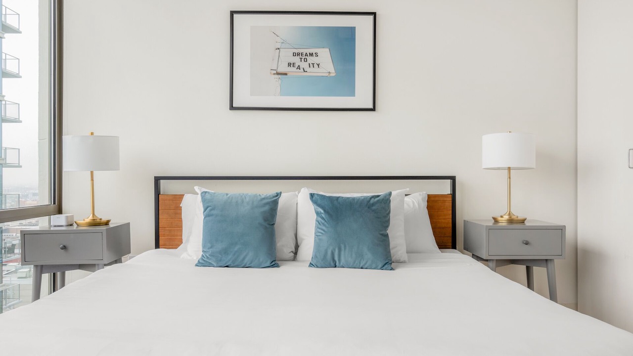 Photo of Bedroom in The Loop