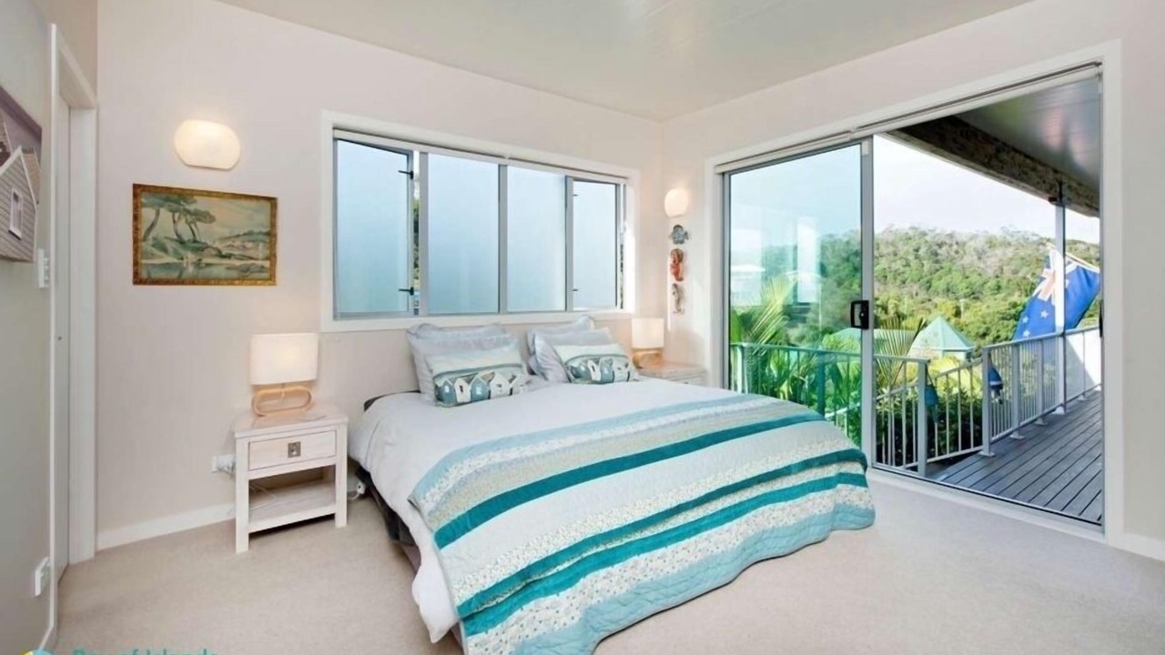 Photo of Others in Russell