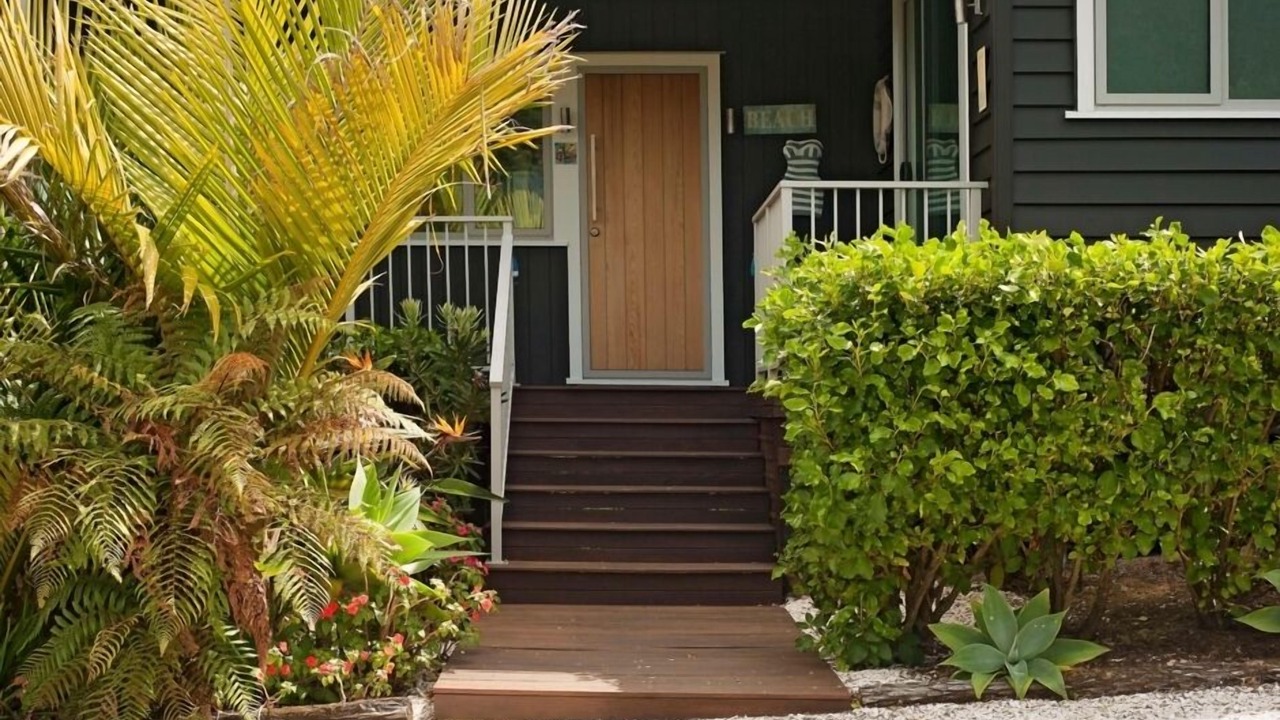 Photo of Others in Russell