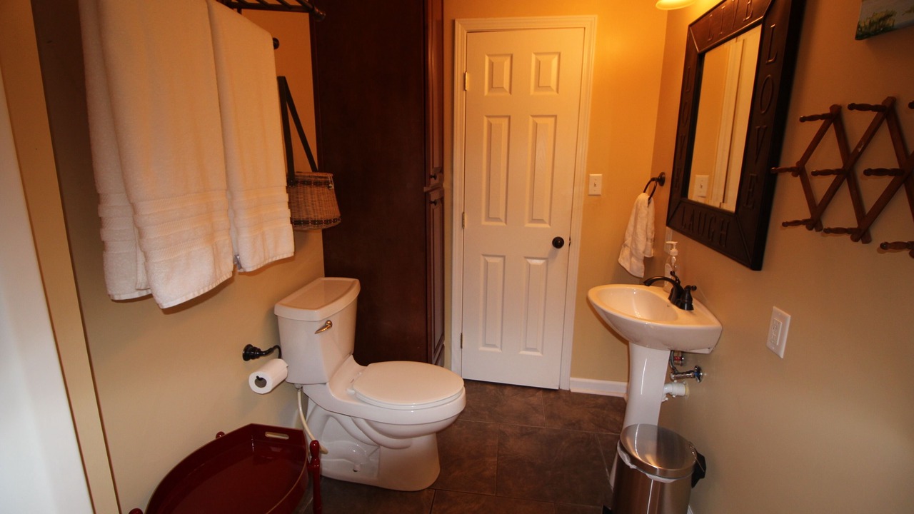 Photo of Bathroom in Dadeville