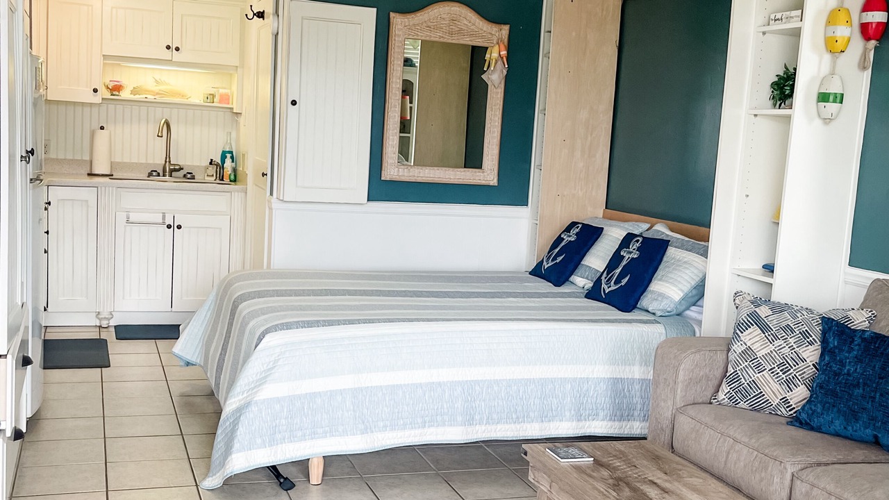 Photo of Bedroom in Atlantic Beach