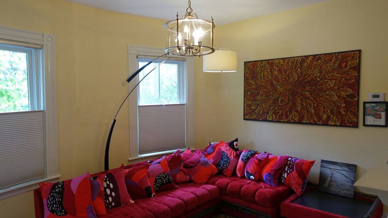 Photo of Livingroom in West Cambridge