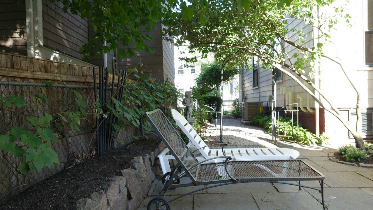 Photo of Patio Balcony in West Cambridge
