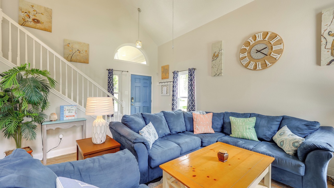 Photo of Livingroom in Live Oak
