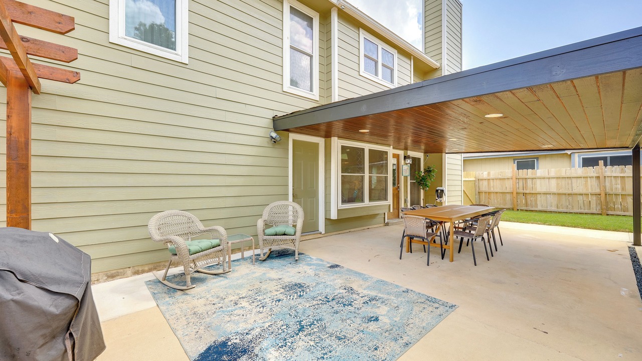 Photo of Outdoor in Live Oak
