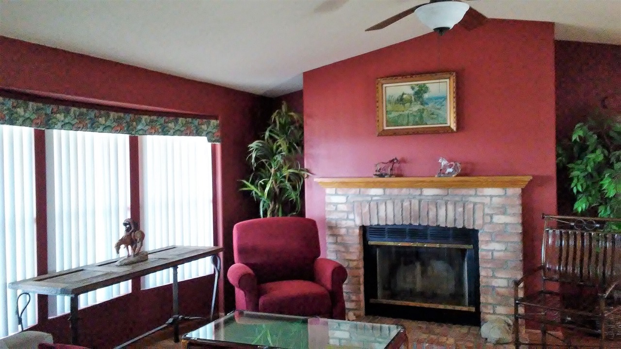 Photo of Livingroom in Holiday Ranch Estates