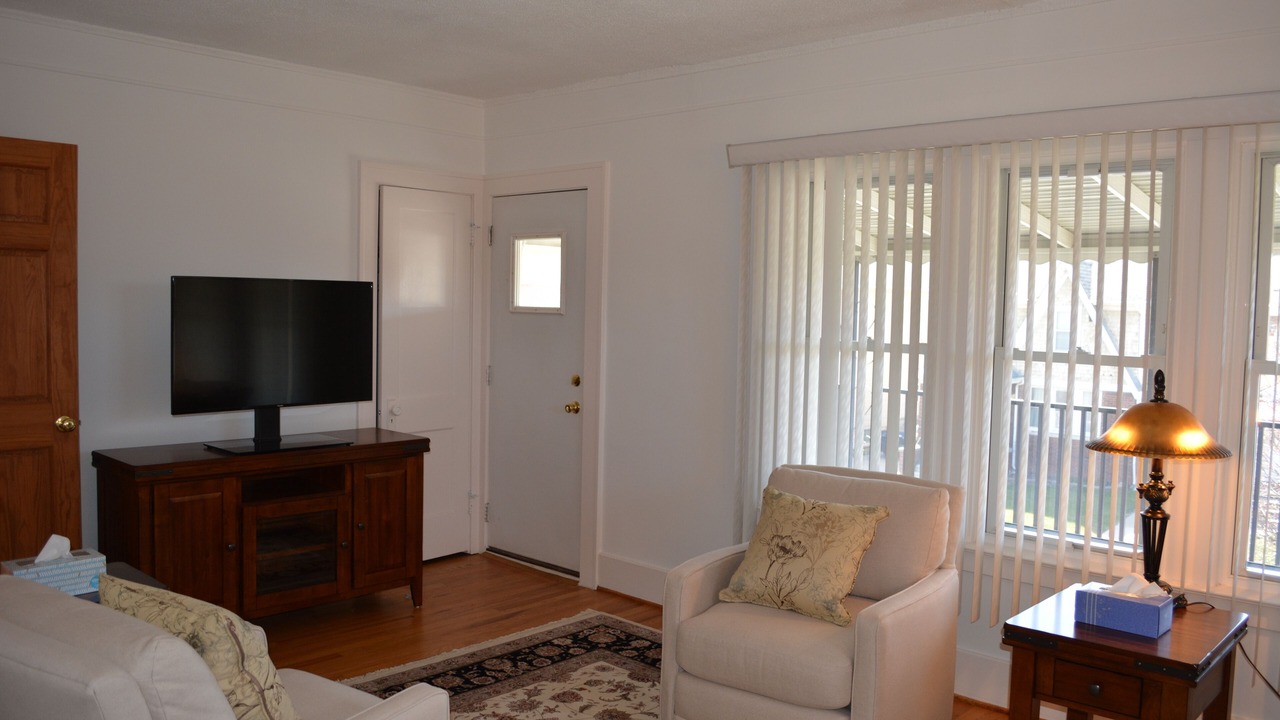 Photo of Livingroom in Dearborn