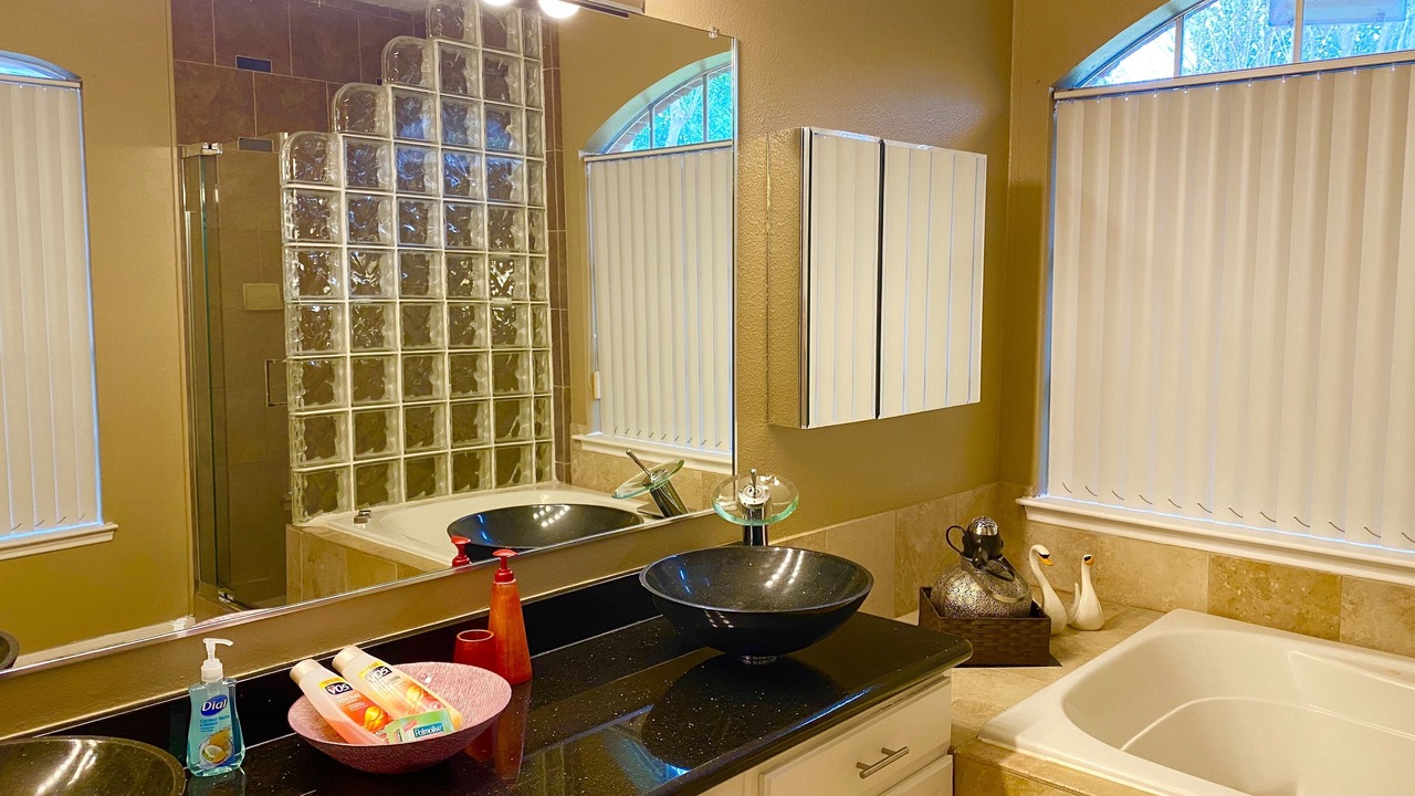Photo of Bathroom in Clear Lake