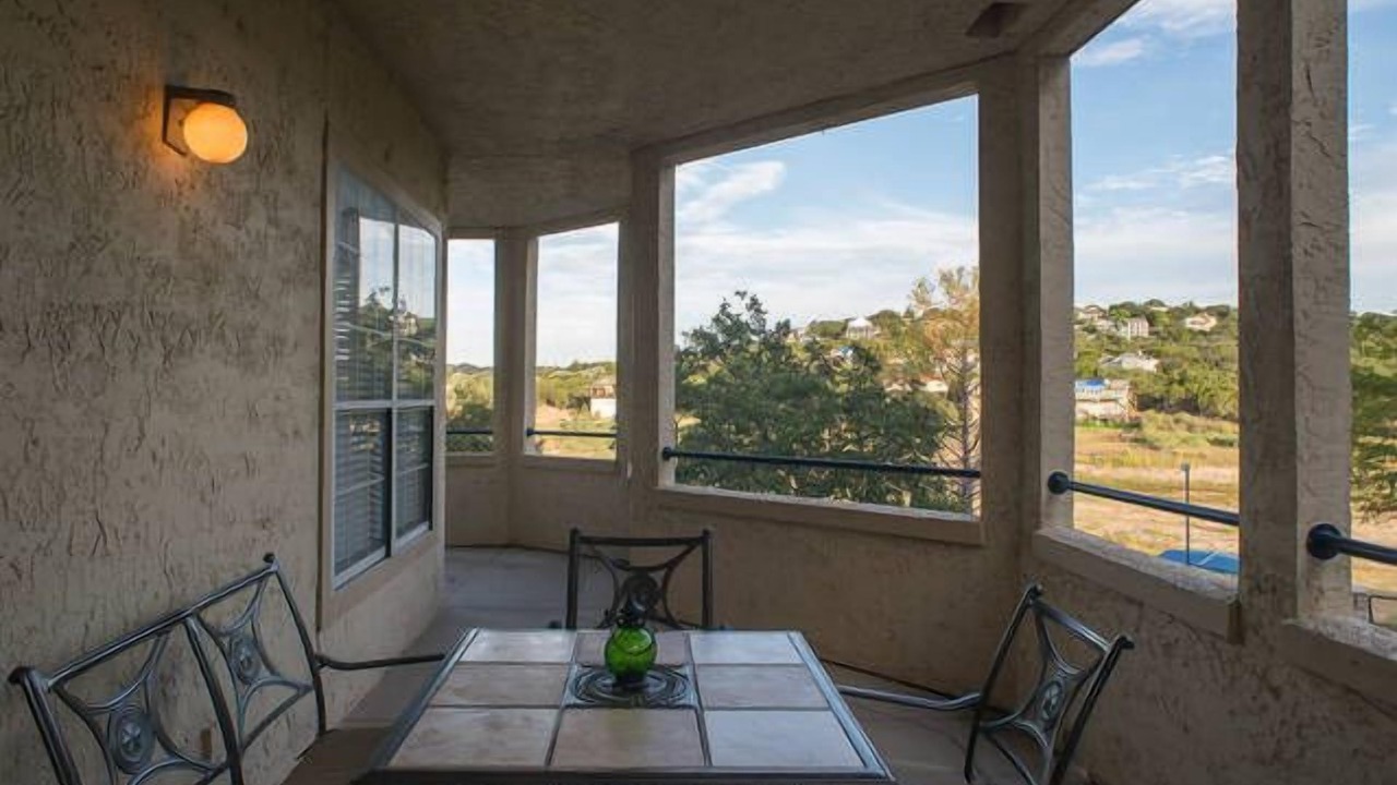 Photo of Patio Balcony in Highland Lake Estates