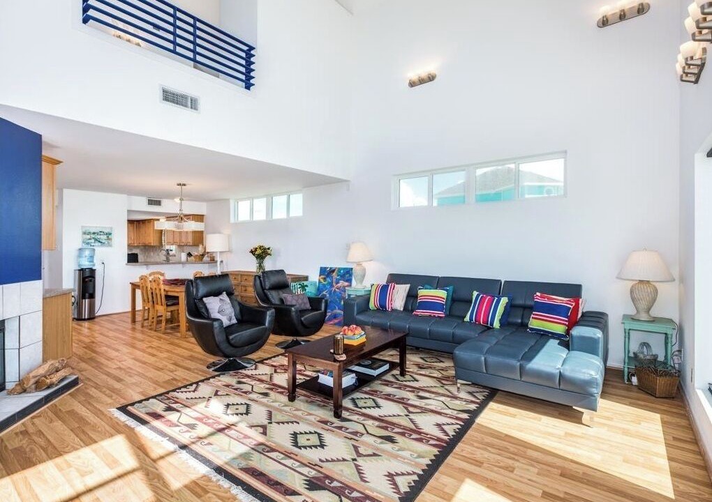Photo of Livingroom in Terramar Beach