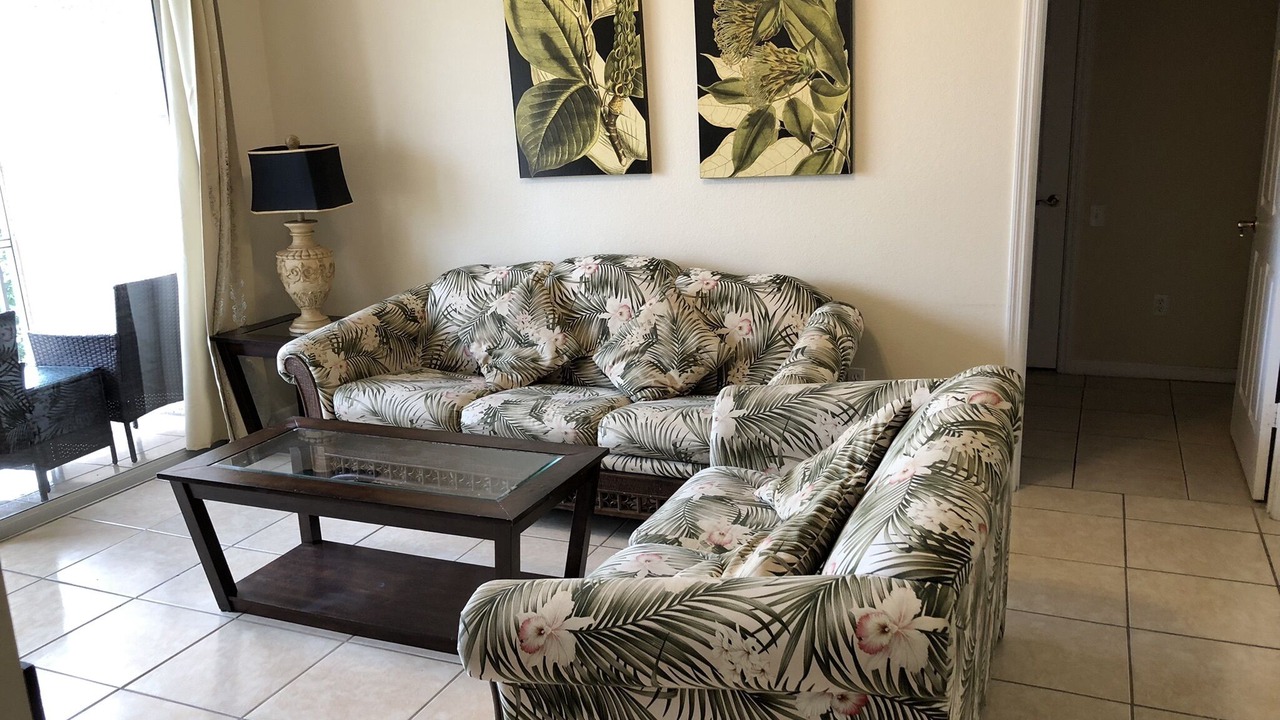 Photo of Livingroom in Windsor Palms