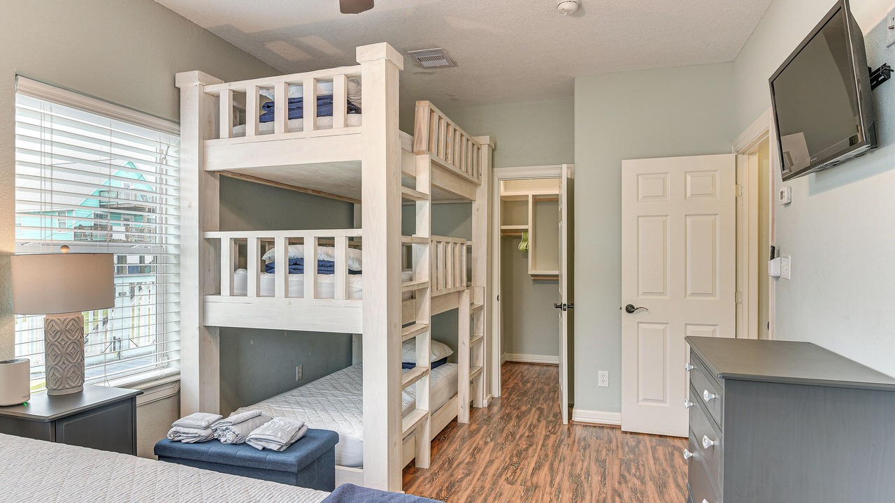 Photo of Bedroom in Surfside Beach