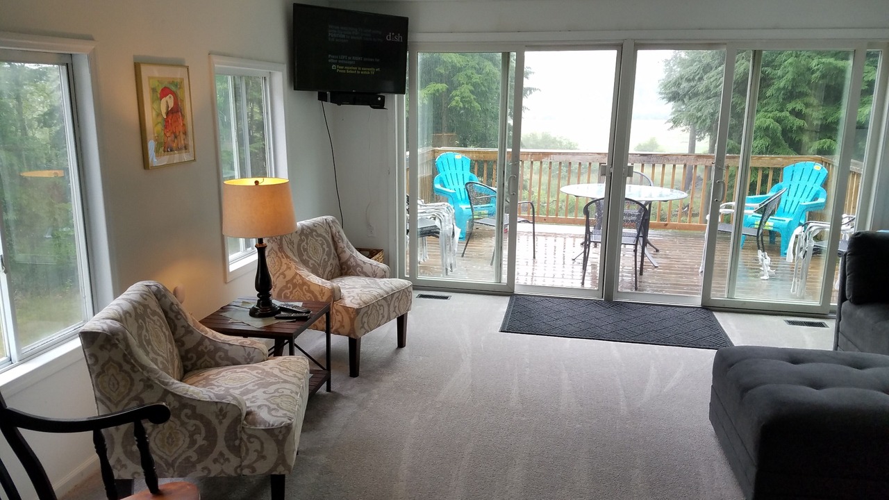 Photo of Livingroom in Montague
