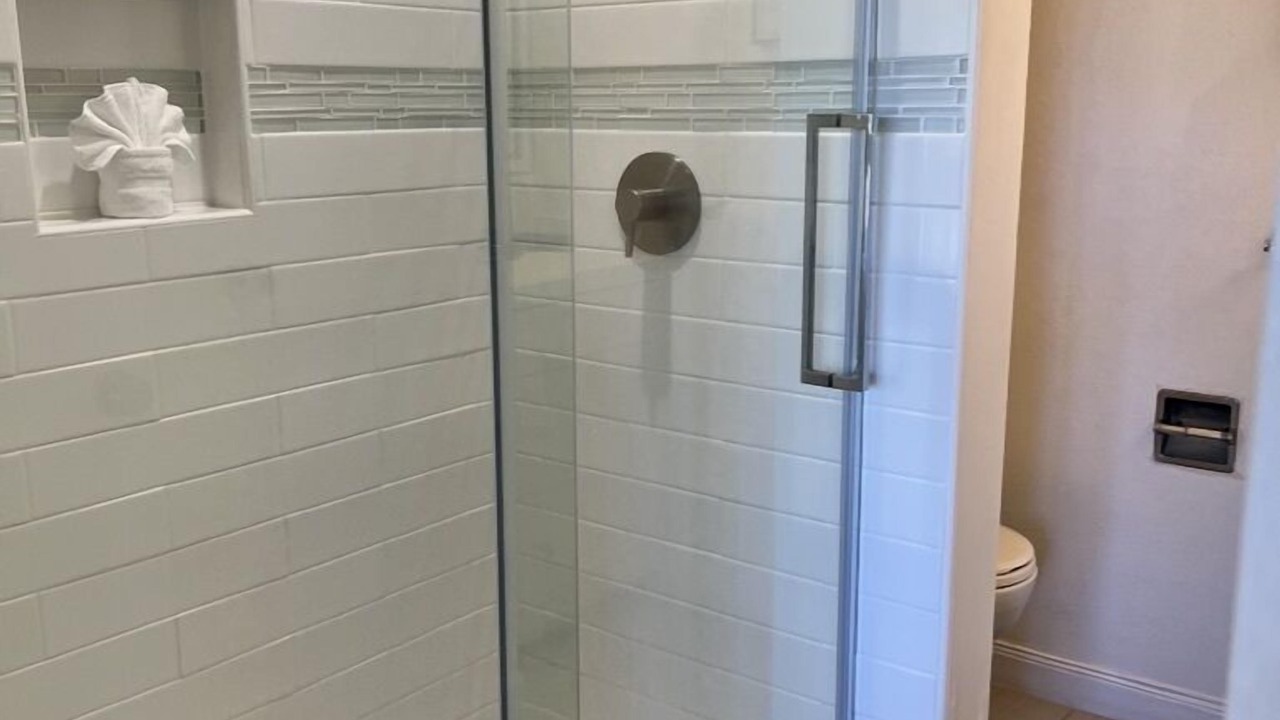 Photo of Bathroom in Kahuku