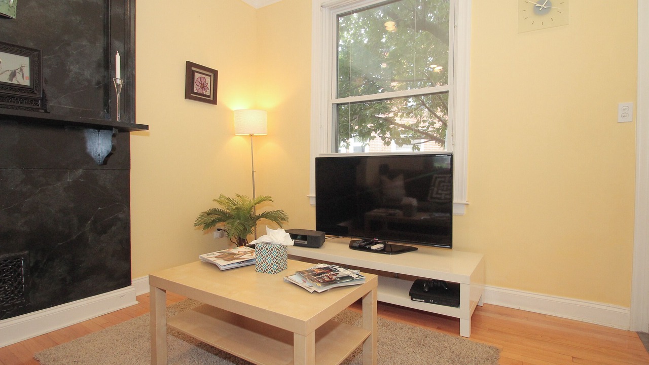 Photo of Livingroom in Brewerytown