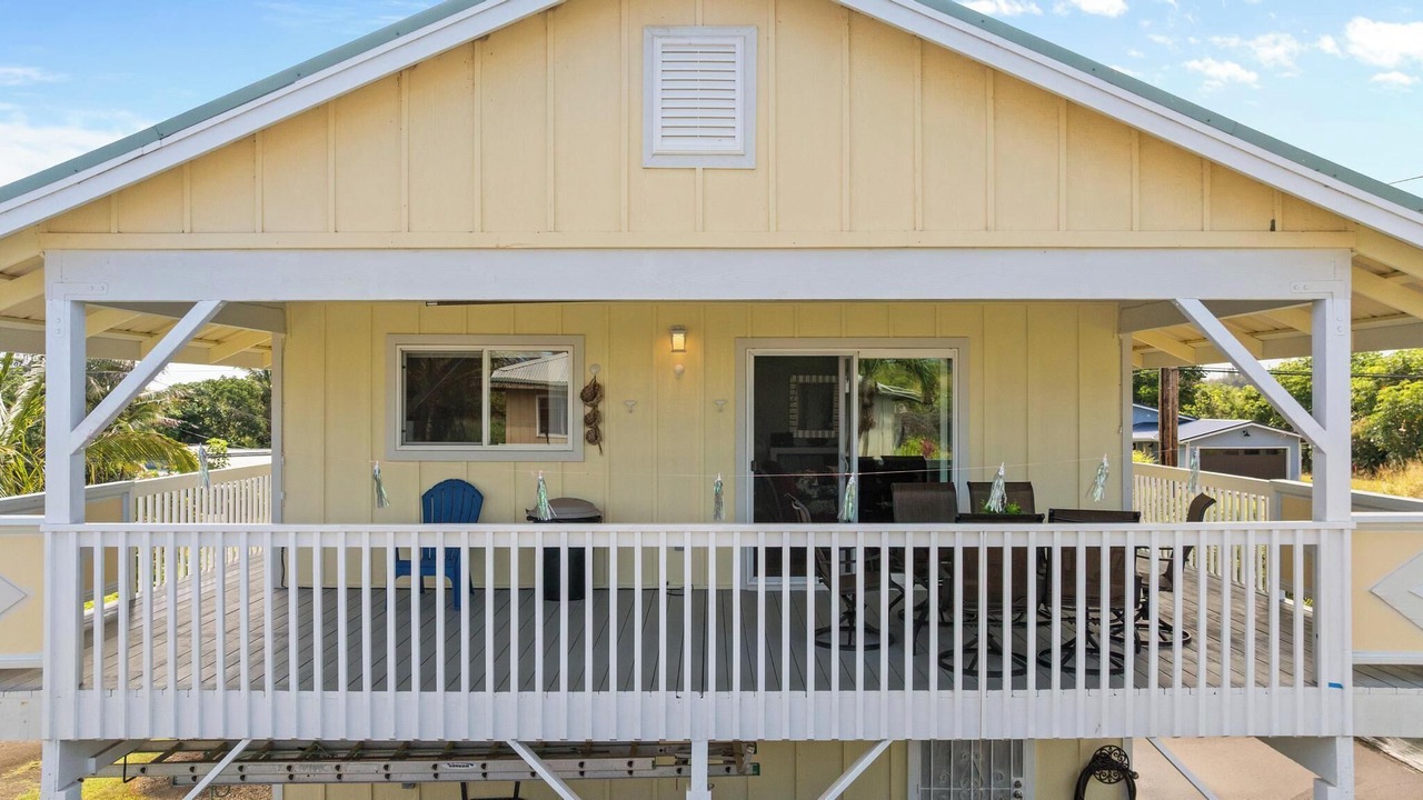 Photo of Others in Hawi