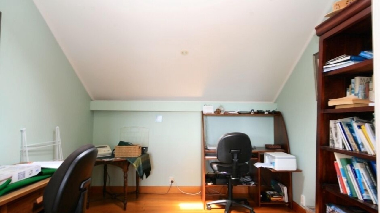 Photo of Others in Russell