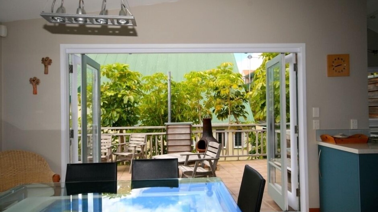 Photo of Livingroom in Russell