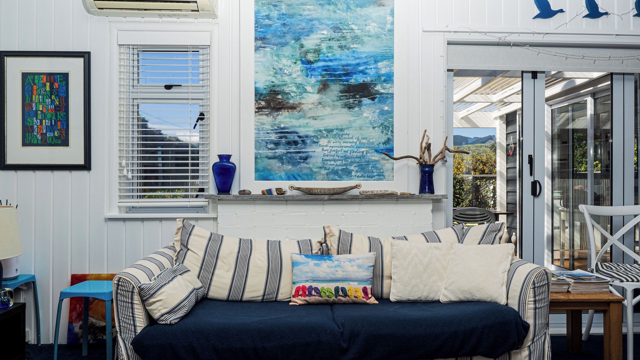 Photo of Livingroom in Raumati Beach