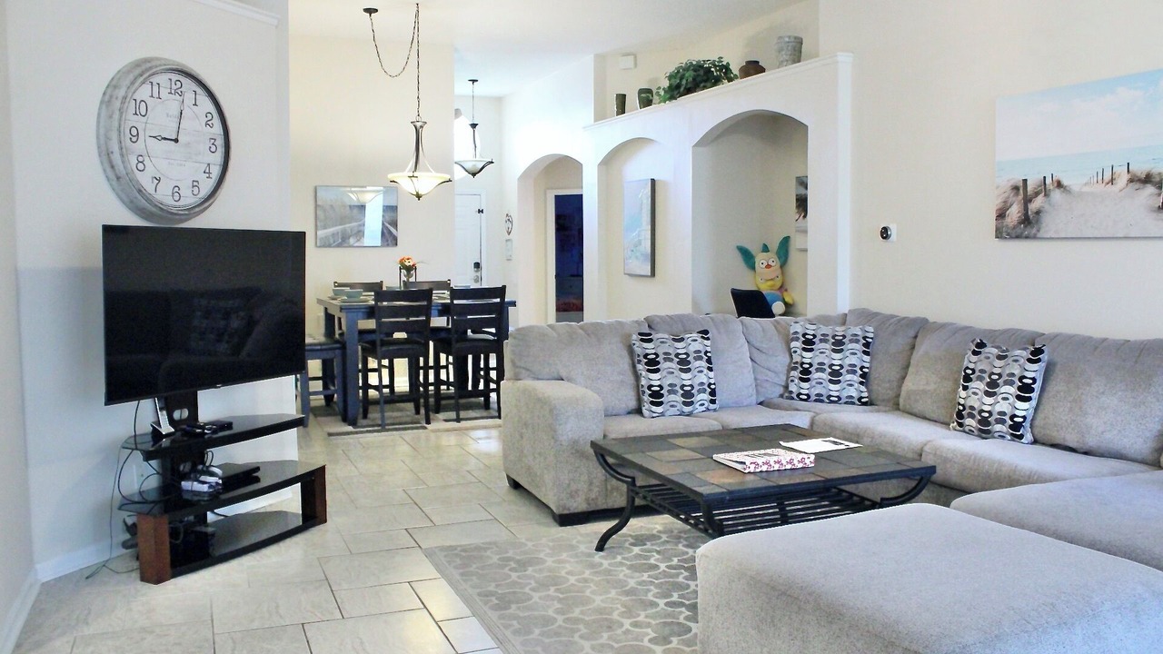 Photo of Bedroom in Windsor Palms