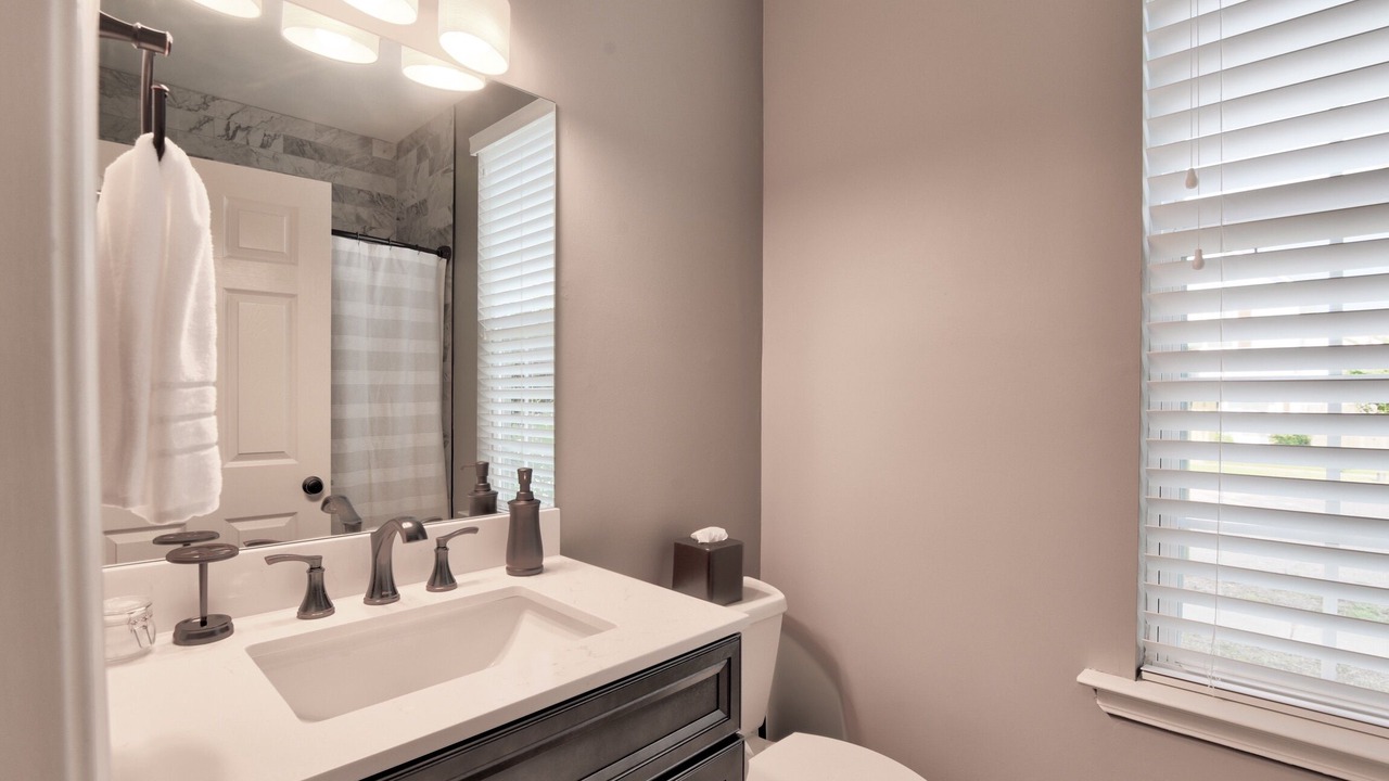 Photo of Bathroom in Uptown