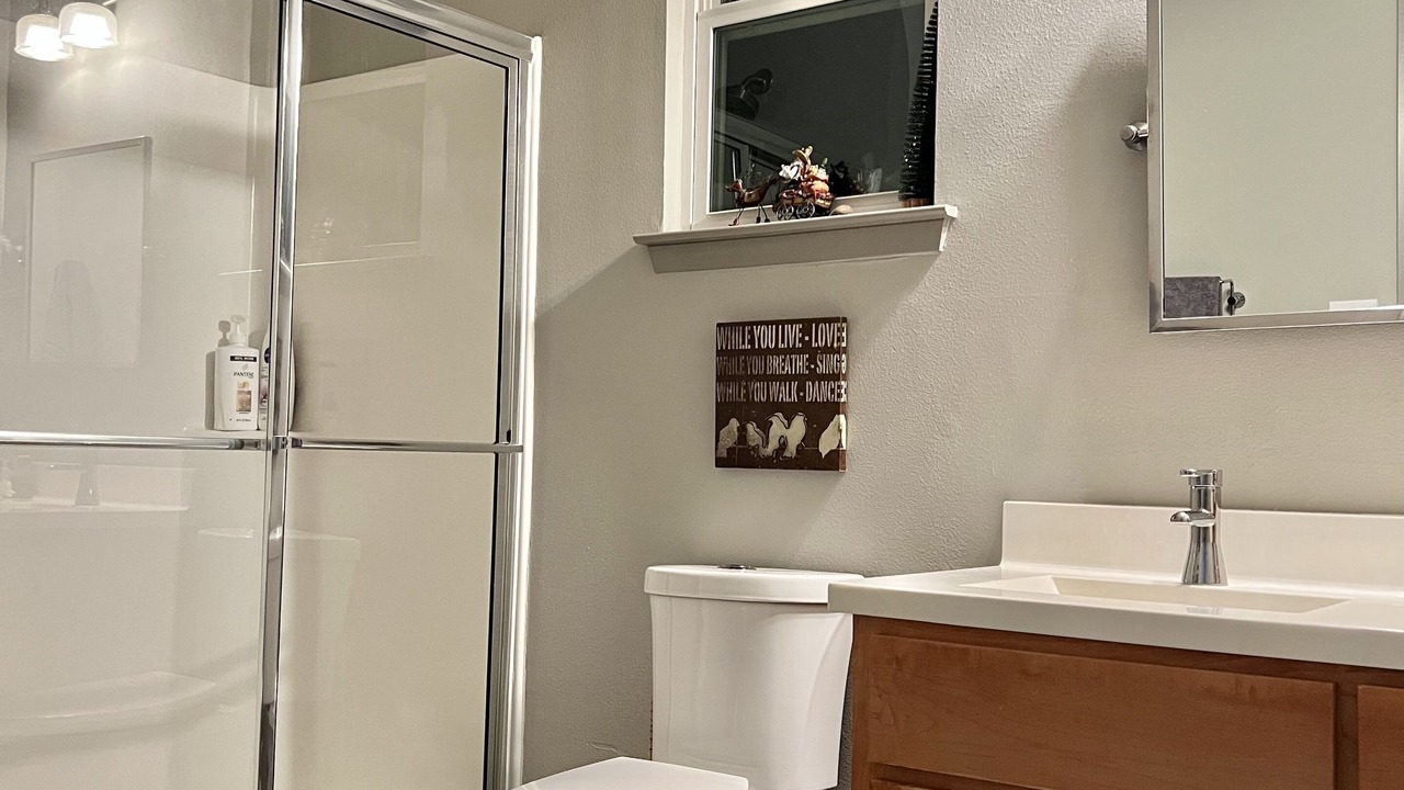 Photo of Bathroom in Hillsboro