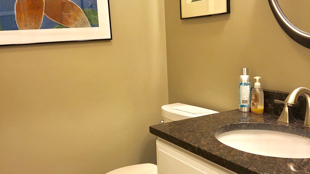 Photo of Bathroom in Lagoon Heights