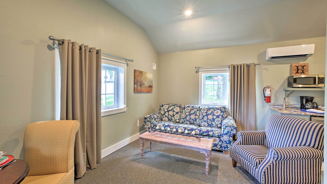 Photo of Livingroom in Downtown Branson