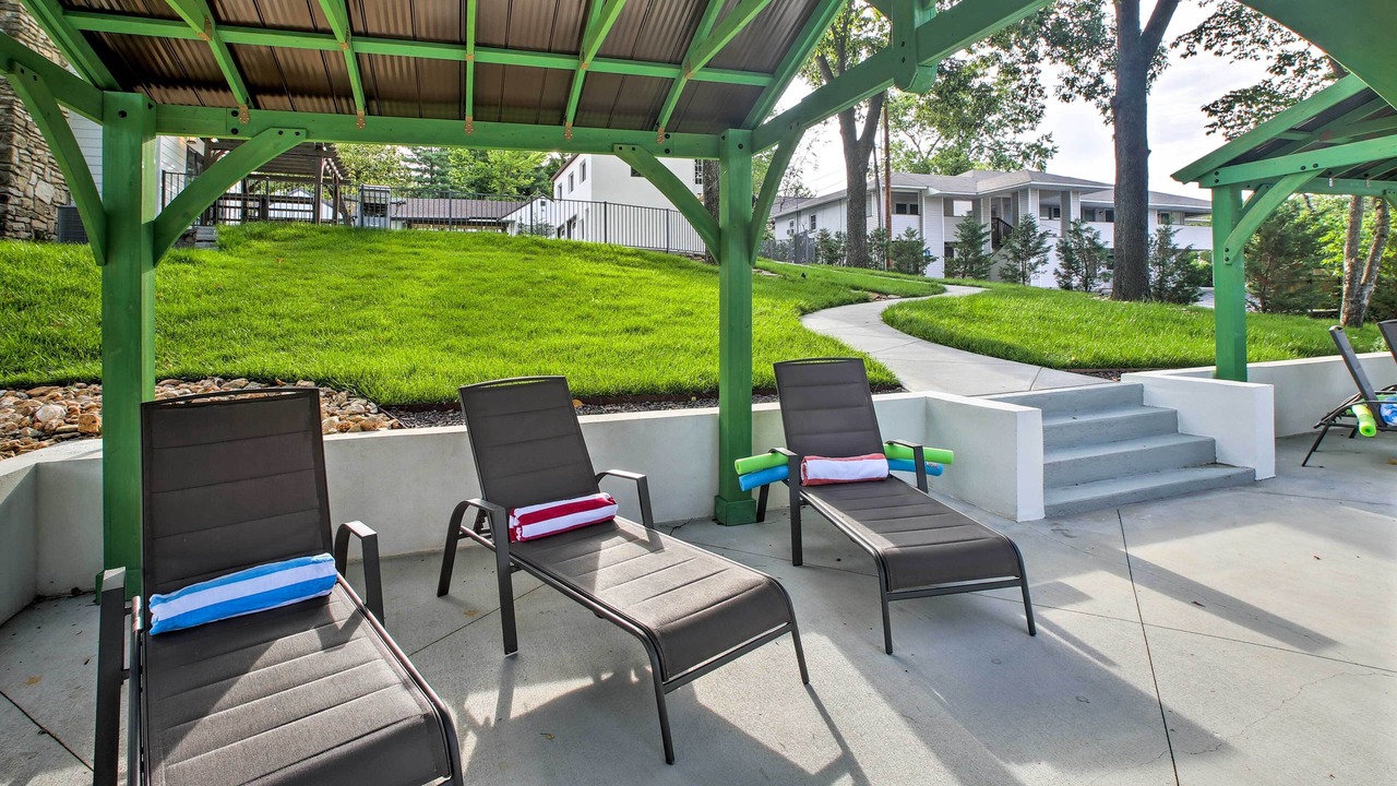Photo of Patio Balcony in Downtown Branson