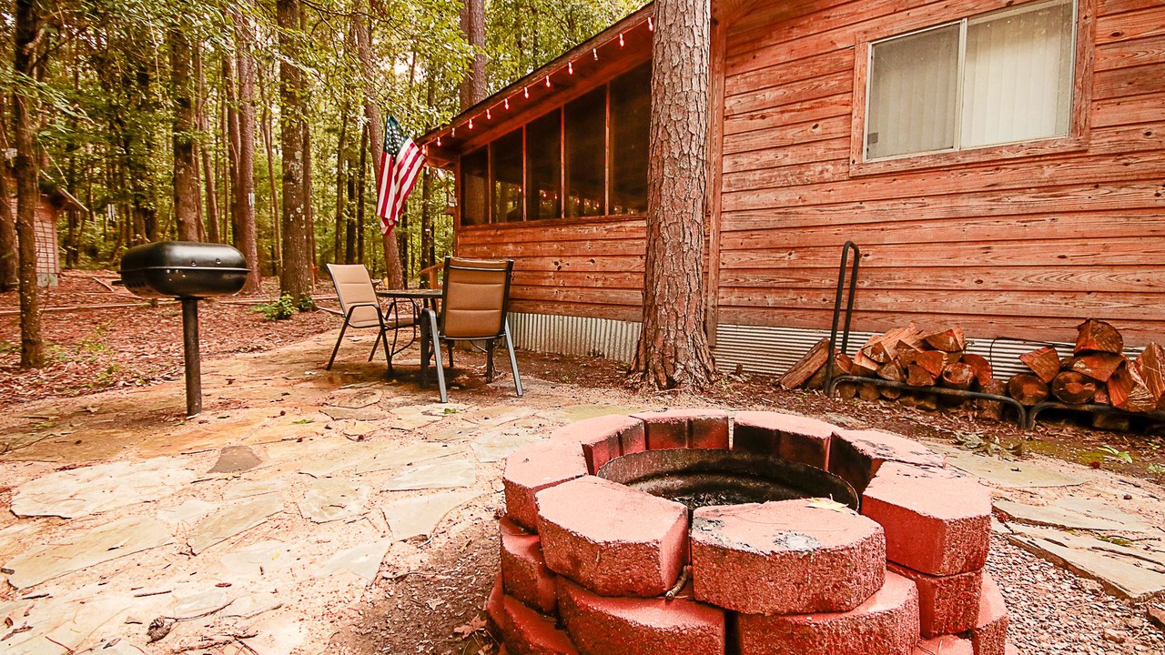 Photo of Livingroom in Tyler