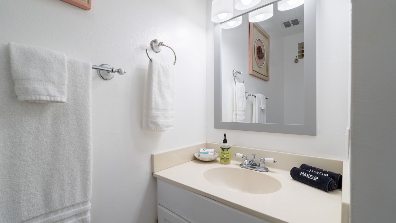 Photo of Bathroom in Kahuku