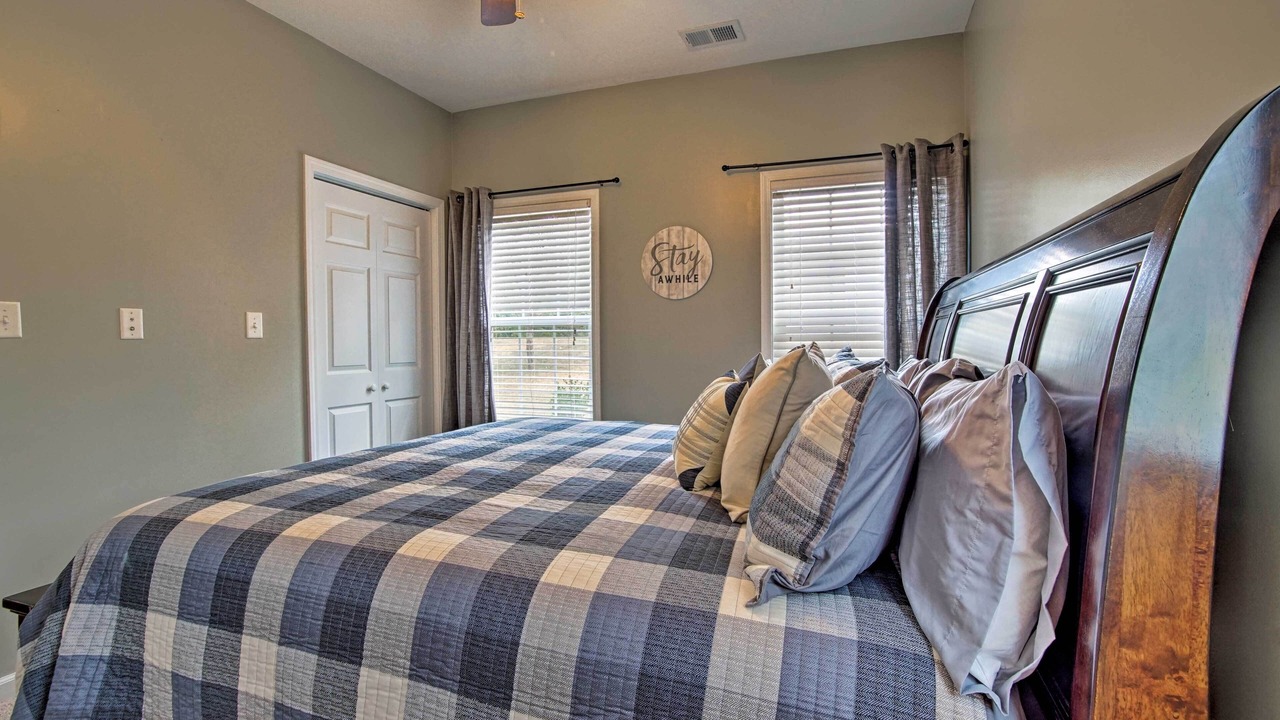 Photo of Bedroom in West Shore