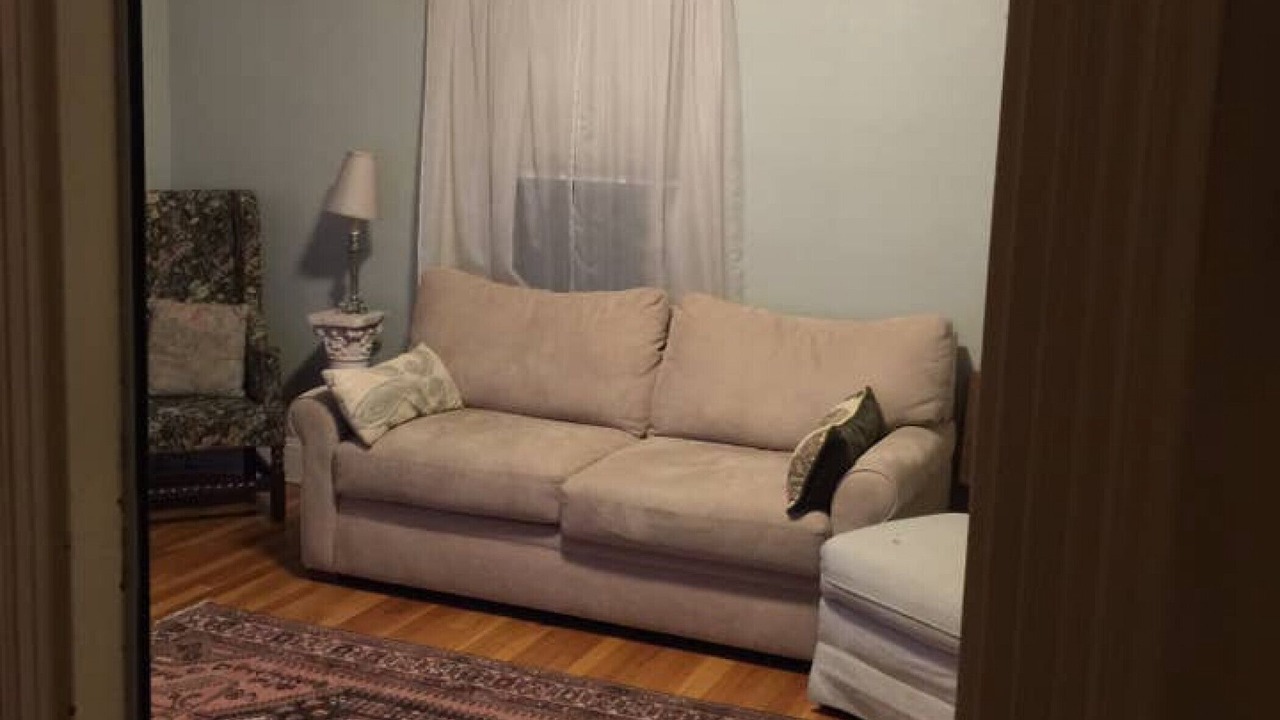 Photo of Livingroom in West Cambridge