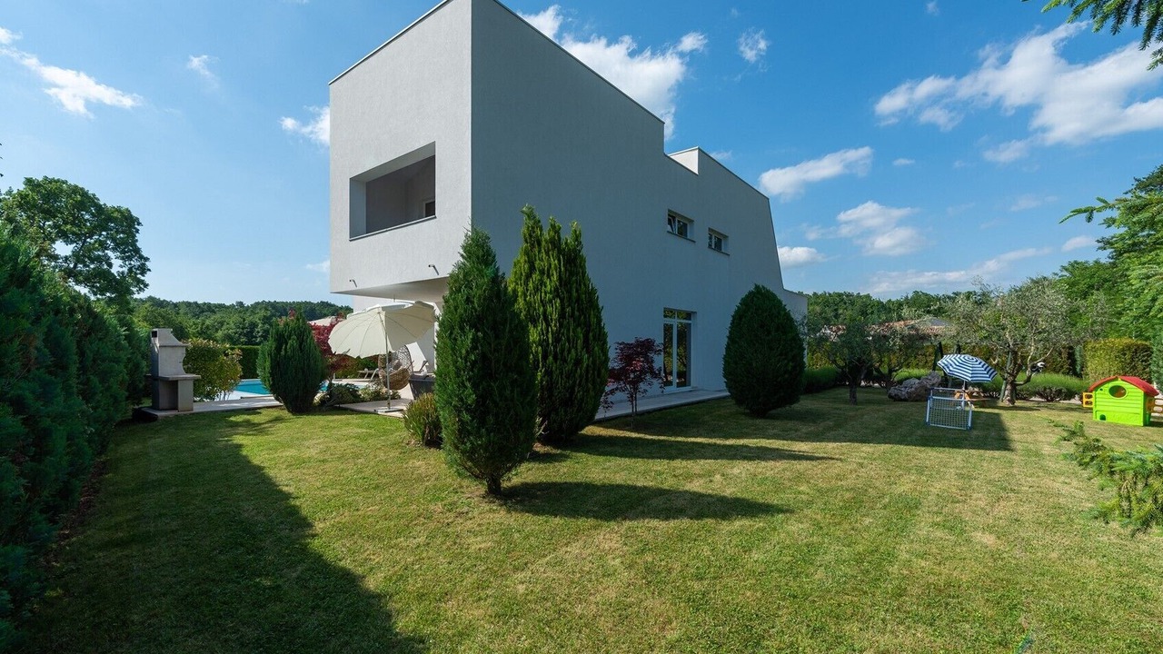 Photo of Outdoor in Zminj