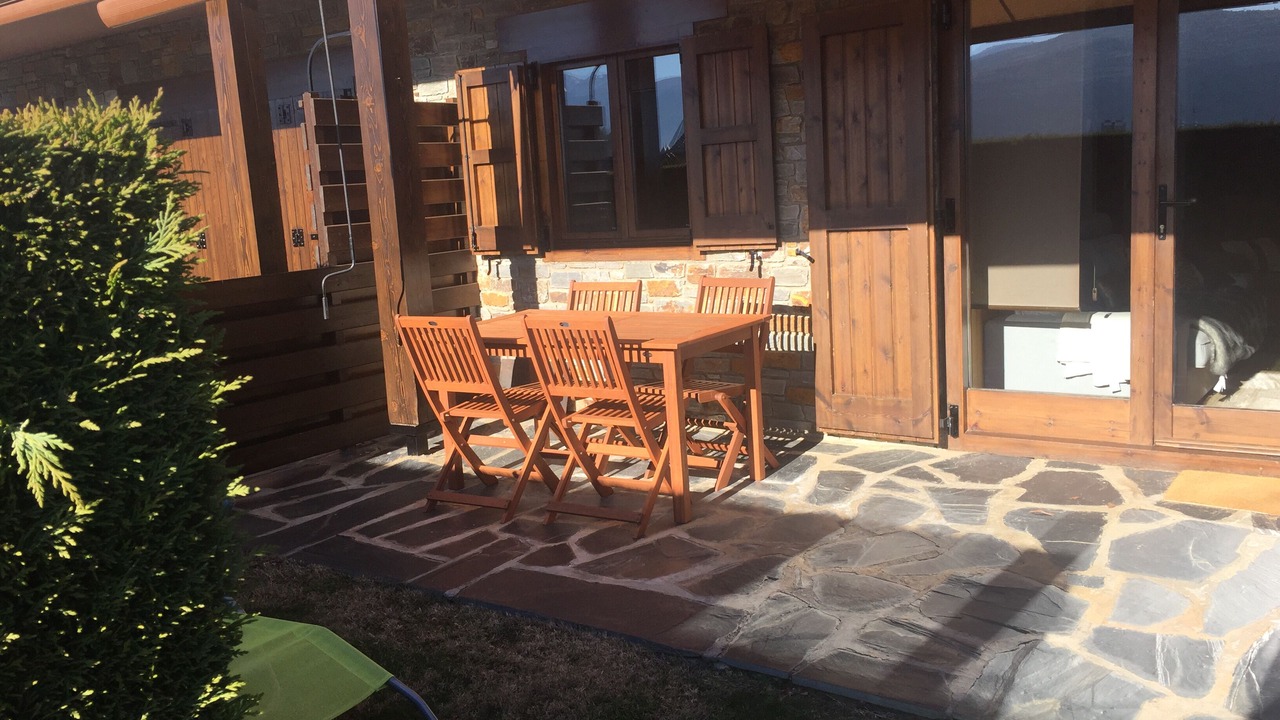 Photo of Outdoor in Olopte