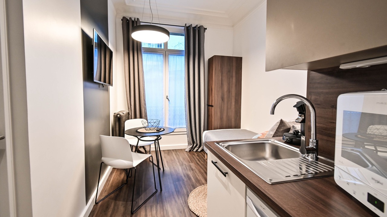 Photo of Kitchen in 17th Arrondissement