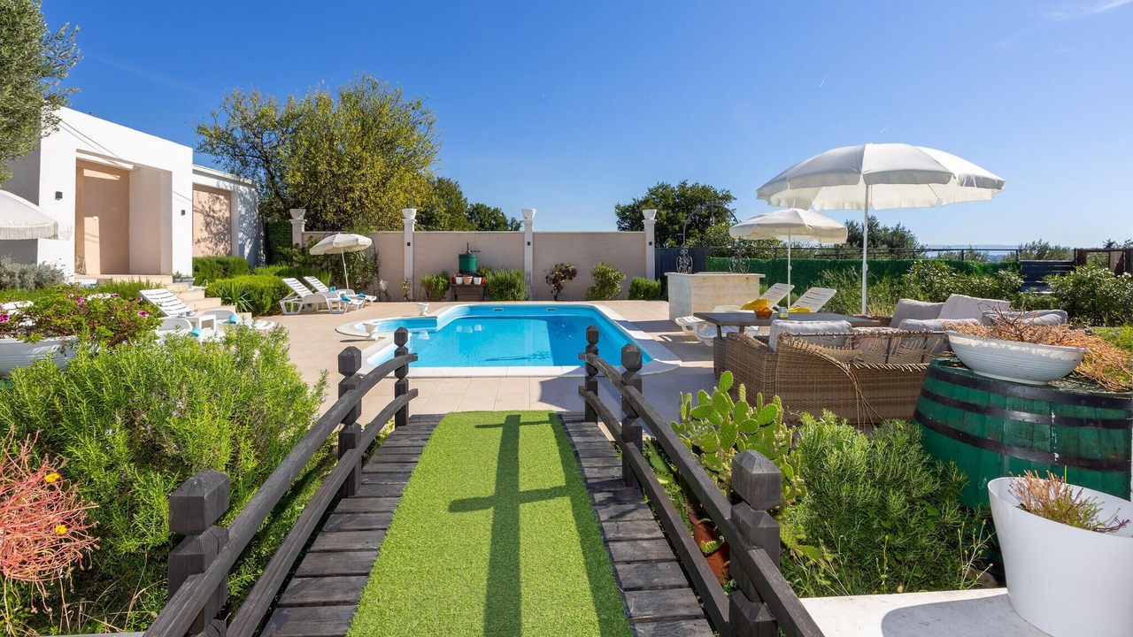 Photo of Outdoor in Kastel Sucurac