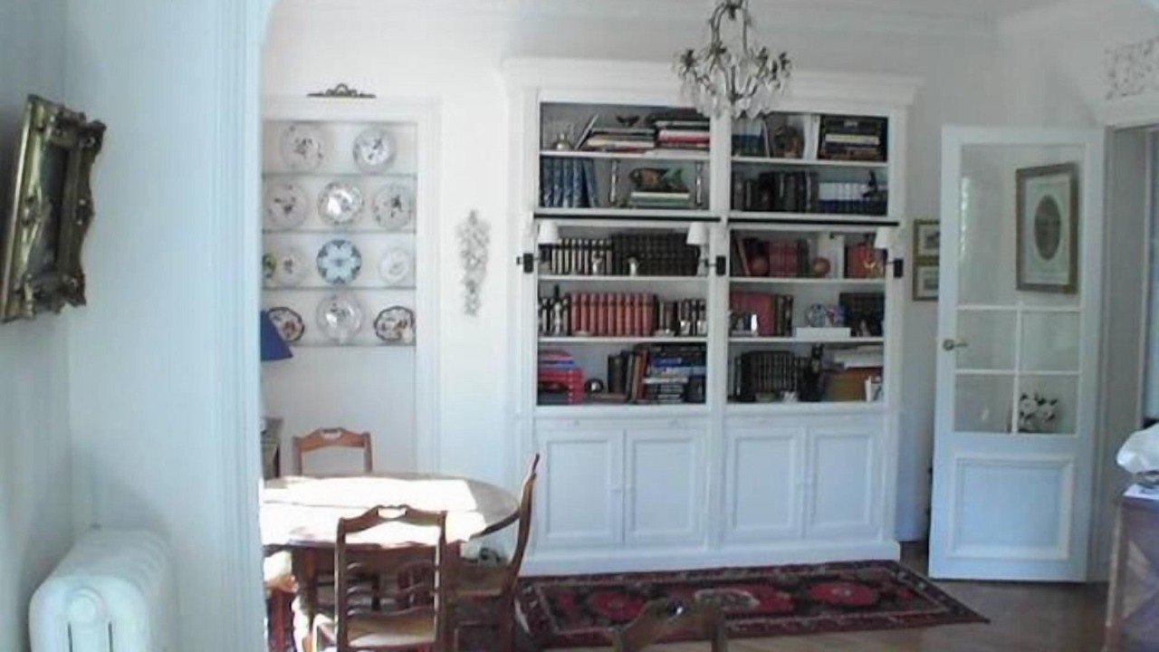 Photo of Livingroom in 17th Arrondissement