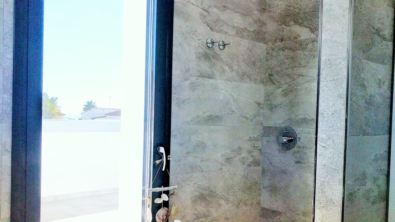 Photo of Bathroom in Fanadix