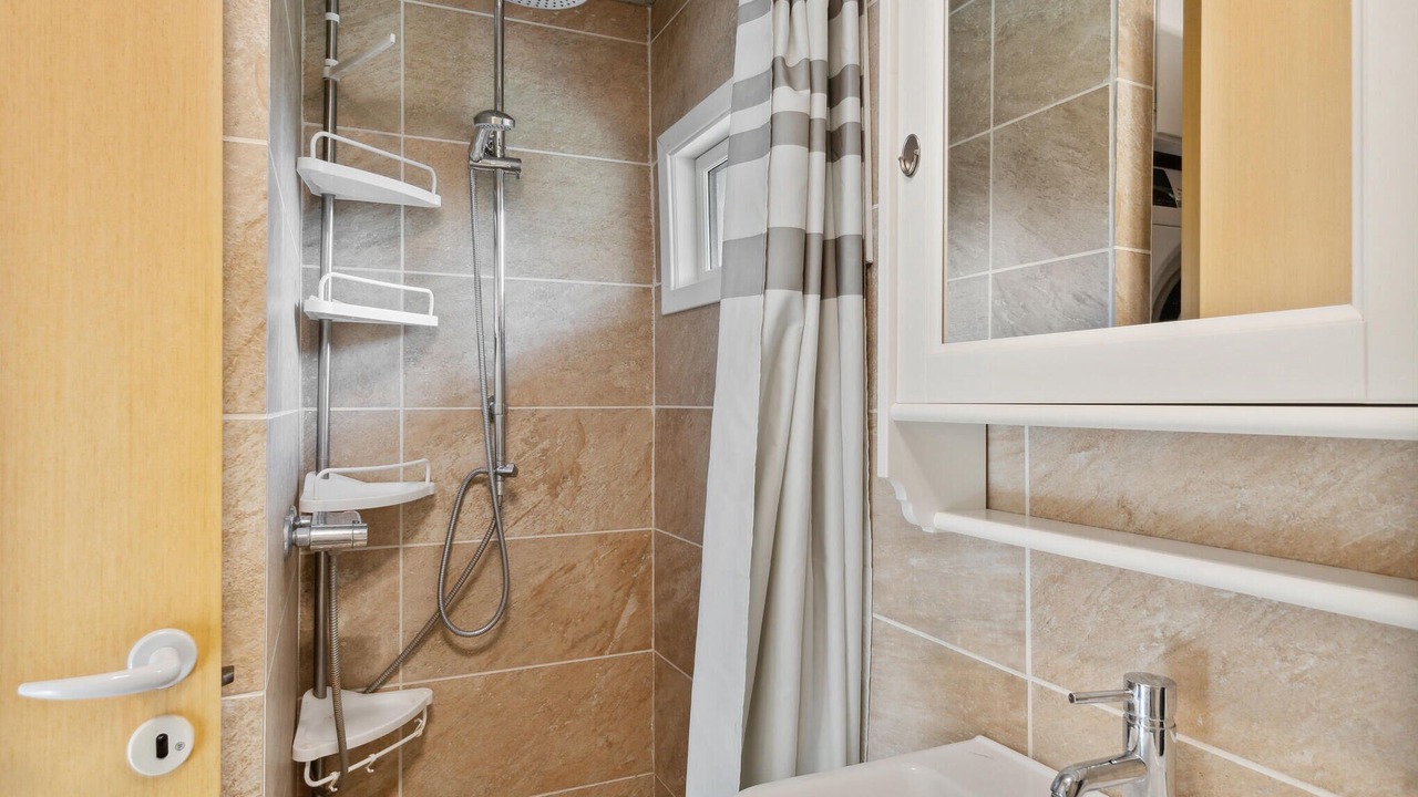 Photo of Bathroom in Hoensinge