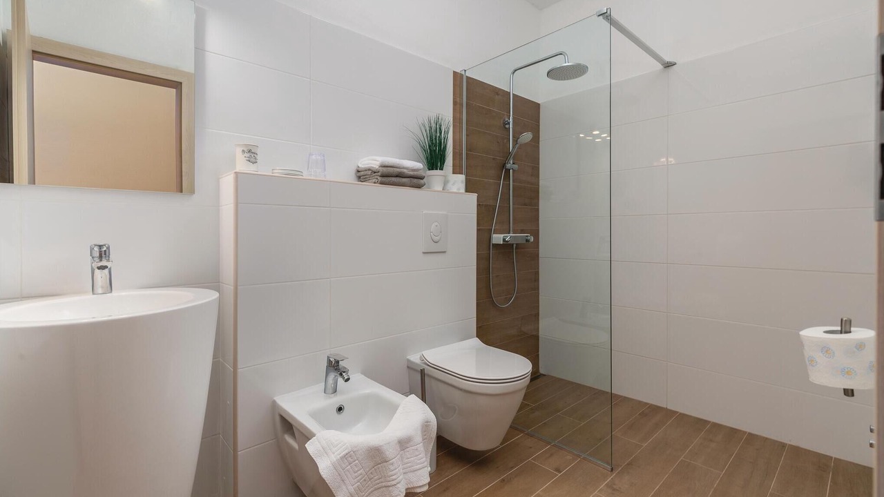 Photo of Bathroom in Diklici