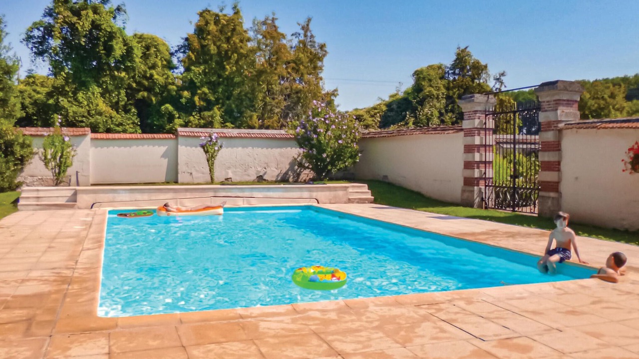 Photo of Outdoor in Ocquerre