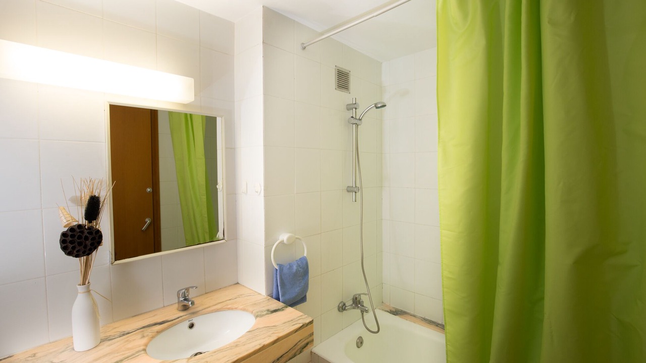 Photo of Bathroom in Pals