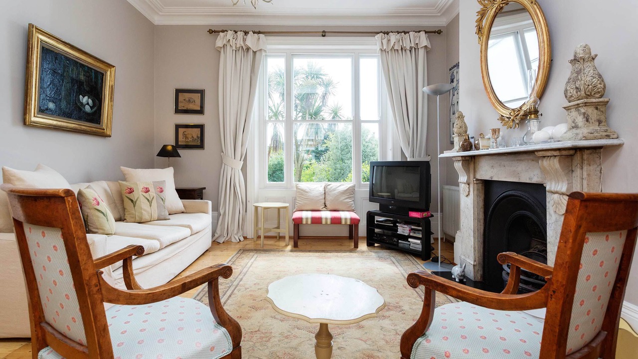 Photo of Livingroom in Dartmouth Park