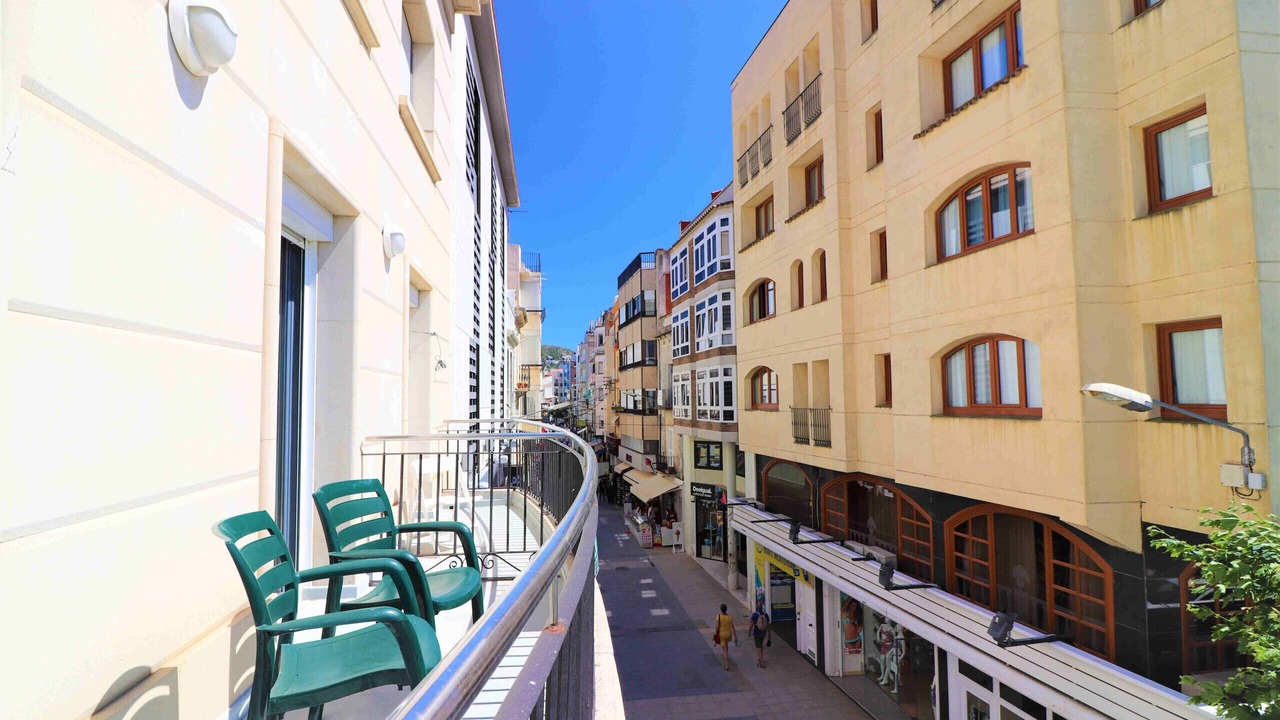 Photo of Outdoor in Roses Town Center