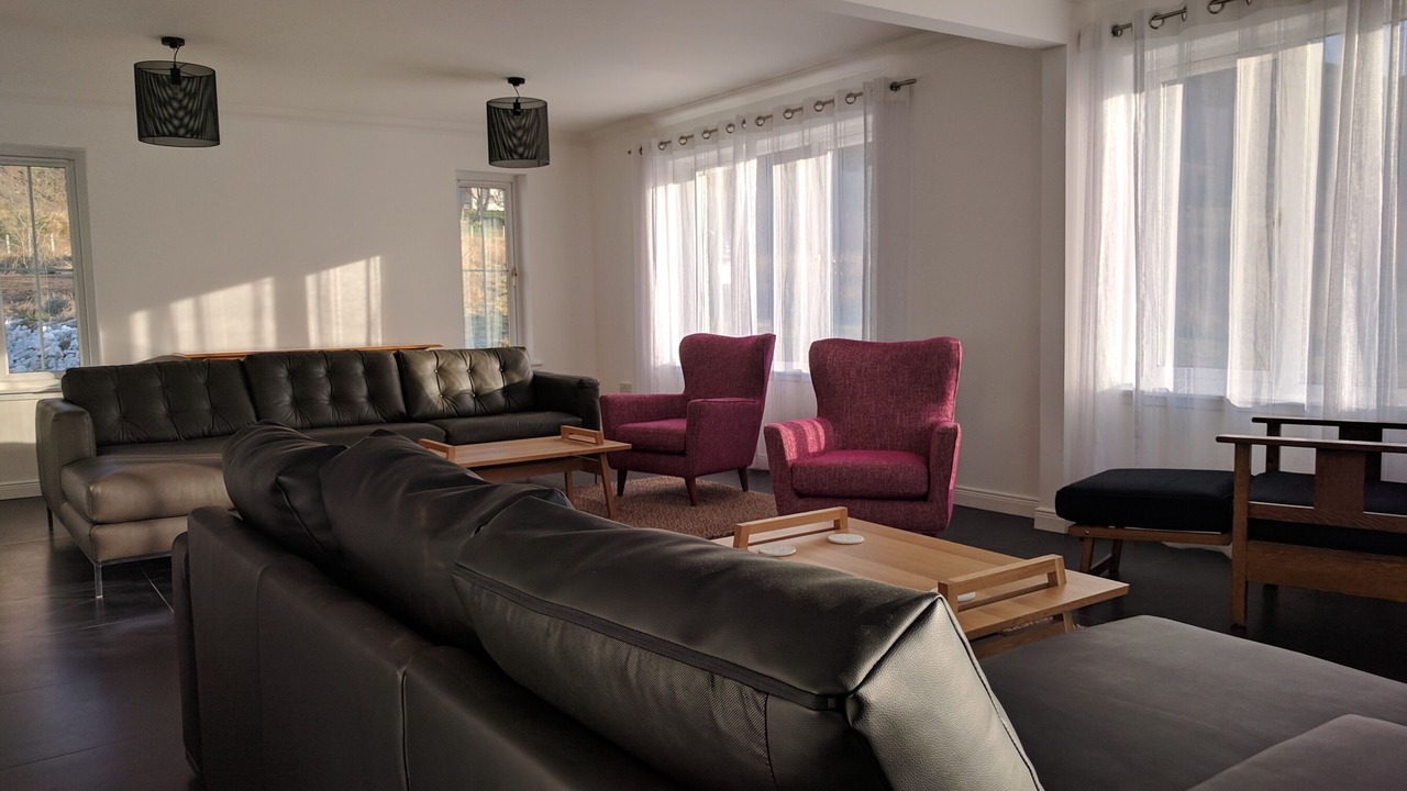 Photo of Others in Nostie