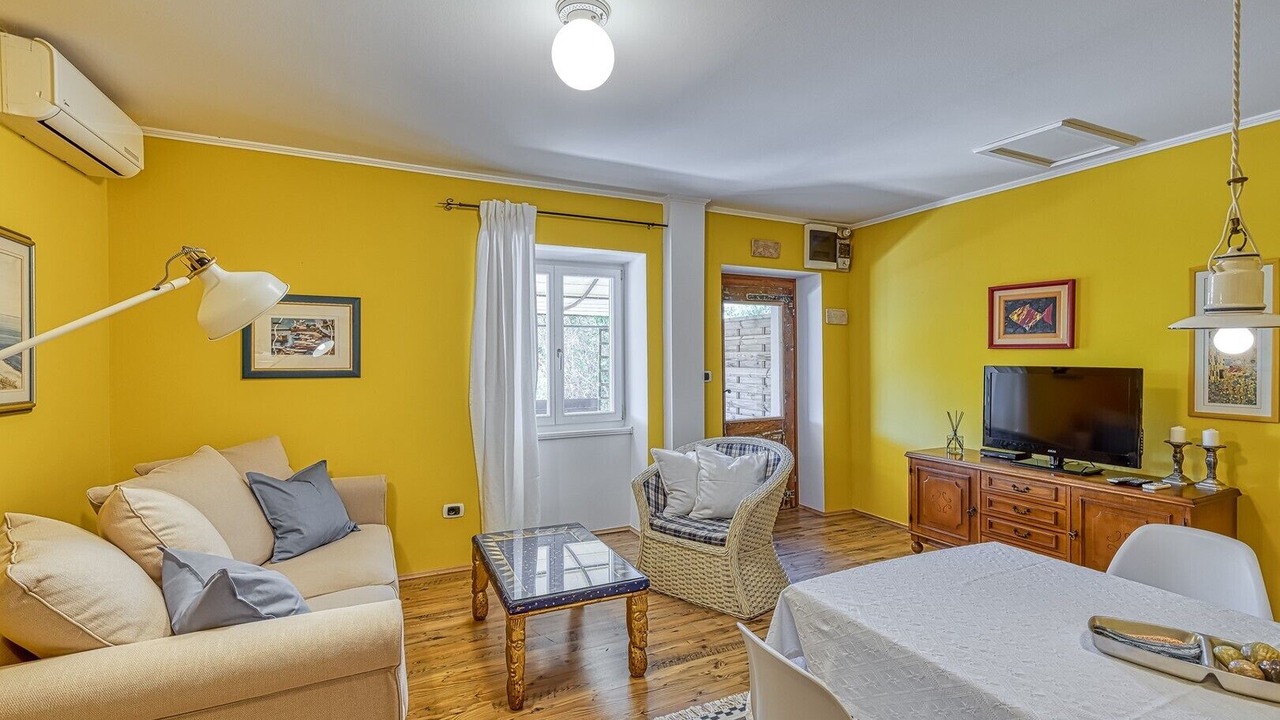 Photo of Livingroom in Sveti Vid Dobrinjski