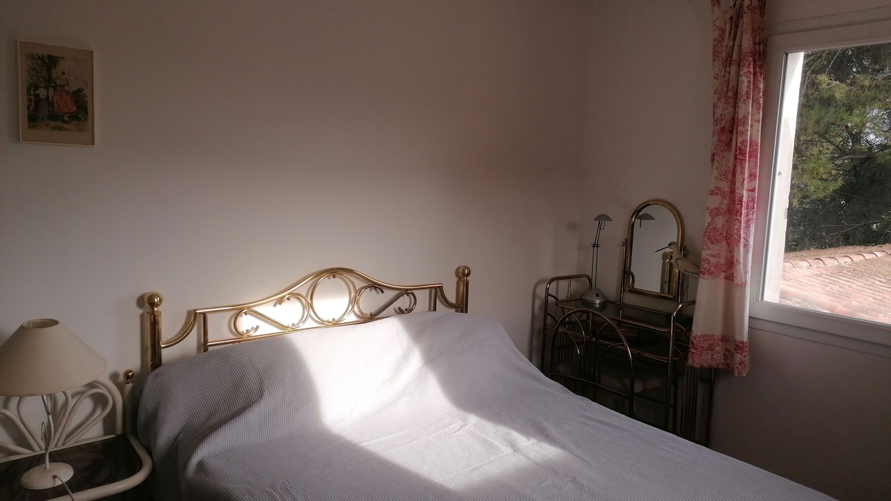 Photo of Bedroom in Le Puy-Sainte-Reparade