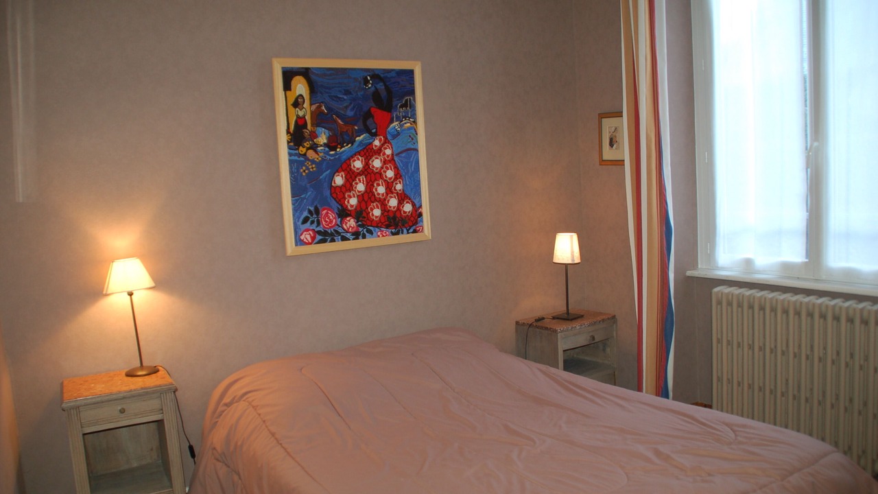 Photo of Bedroom in Ploneour-Lanvern