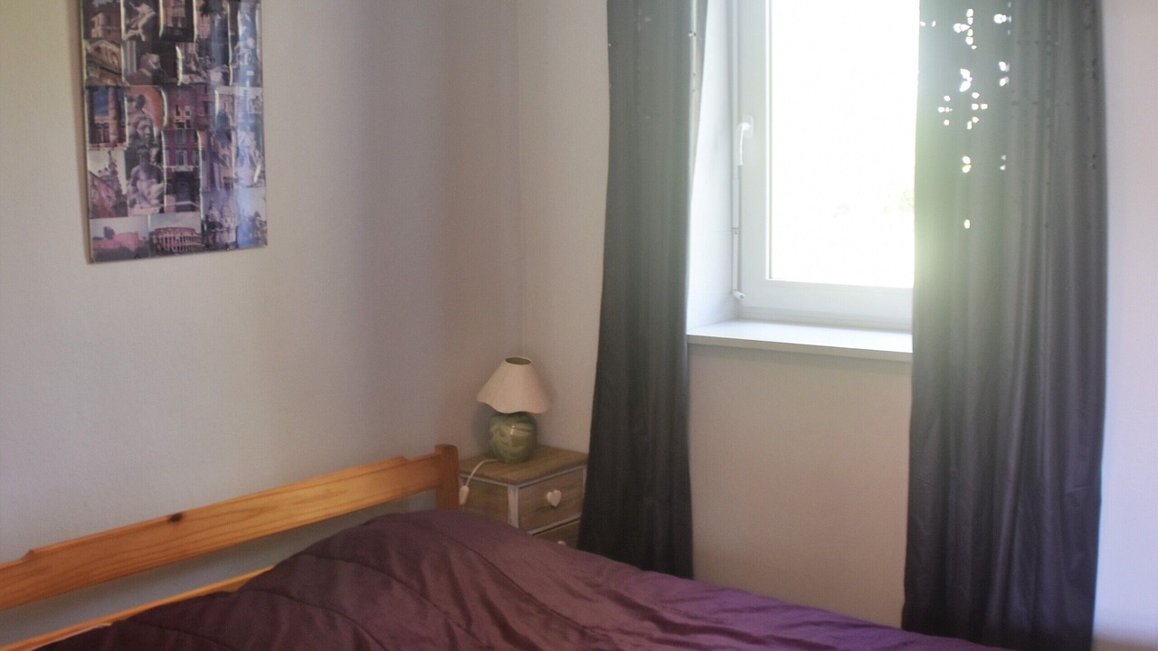 Photo of Bedroom in Ploneour-Lanvern